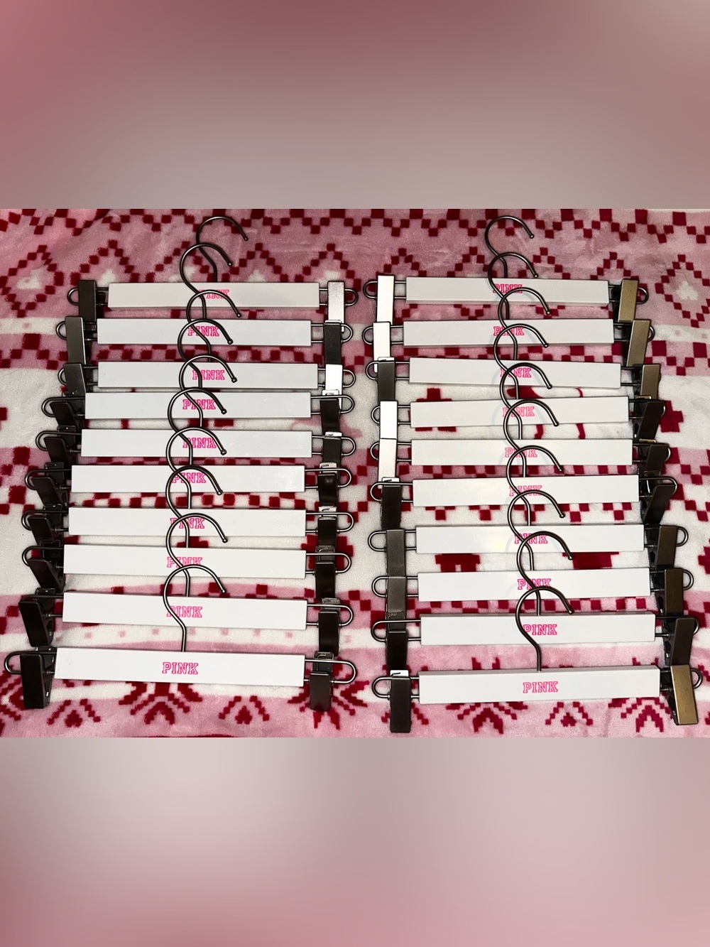 20 pice set of VS PINK bottom Hangers